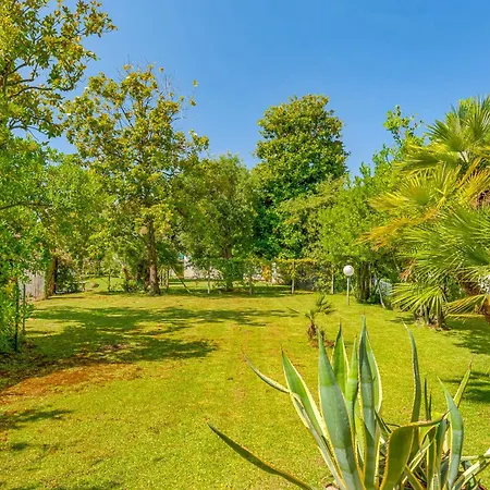 Vittoria Near The Sea Holiday home Forte dei Marmi